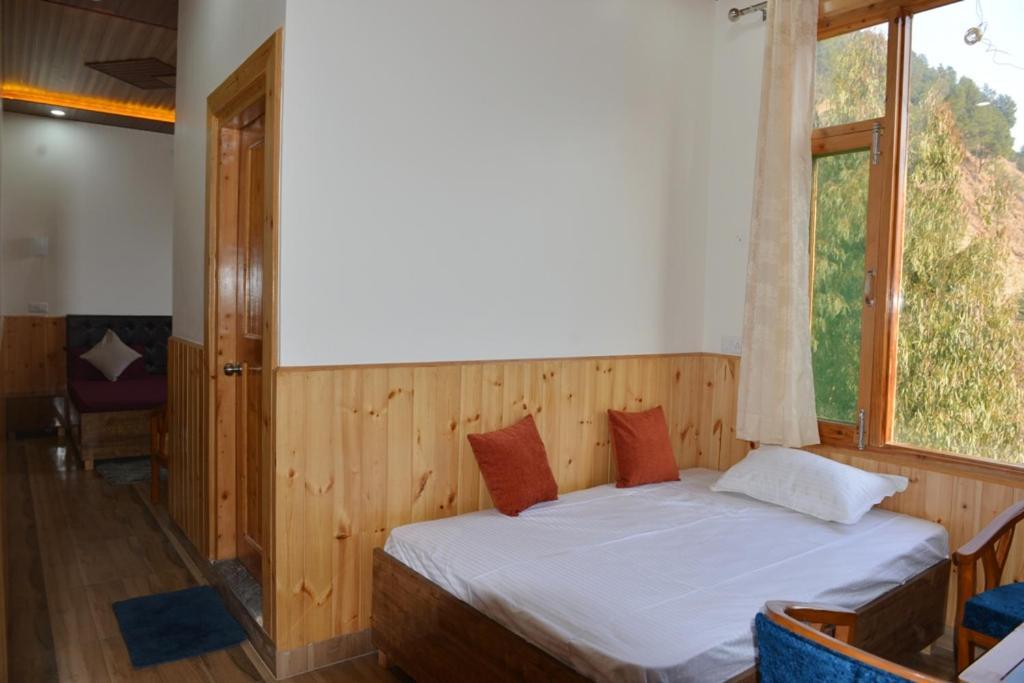 Tulip Flowing River View Hotel. Shamshi Extérieur photo